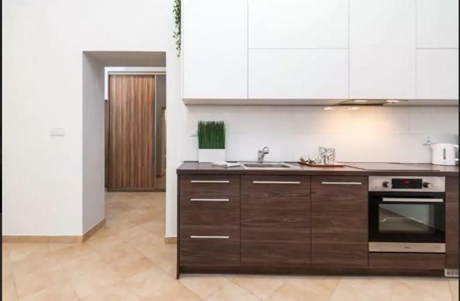 Urban Nest Apartments- Old Town Stradomska 9 크라쿠프 외부 사진