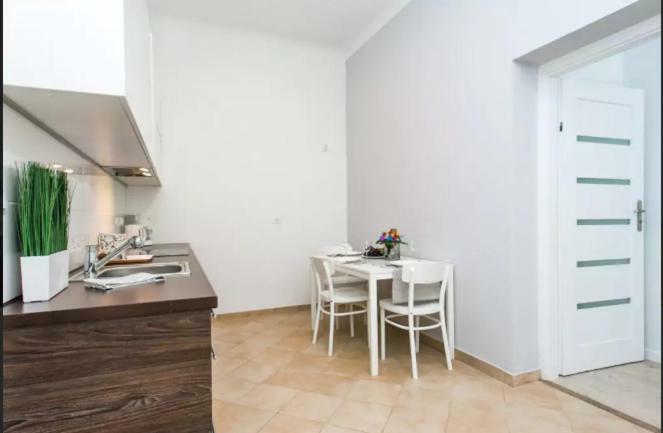 Urban Nest Apartments- Old Town Stradomska 9 크라쿠프 외부 사진