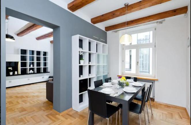 Urban Nest Apartments- Old Town Stradomska 9 크라쿠프 외부 사진